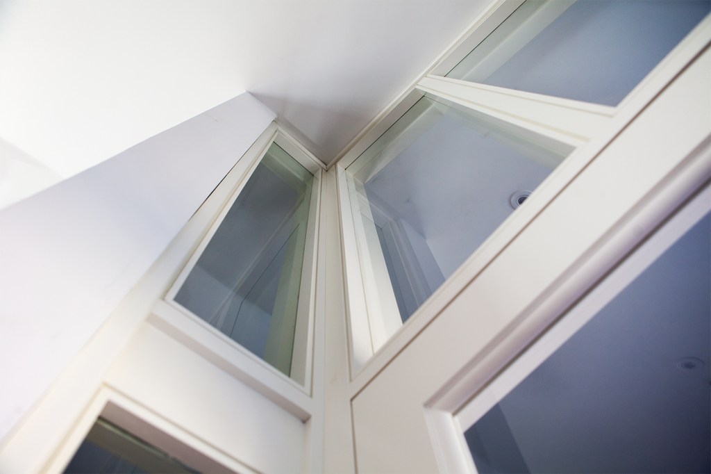 White framed windows - ceiling high windows - white ceiling